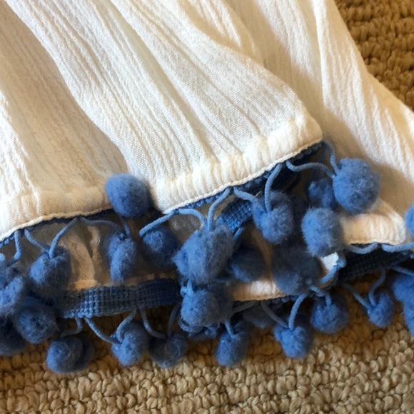 Off the shoulder flowly mini dress - Picture 2 of 3